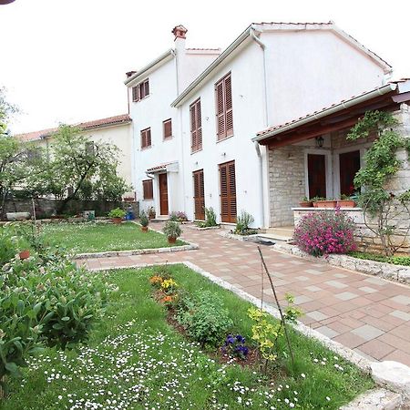 Guest House Liliana Rovigno Esterno foto