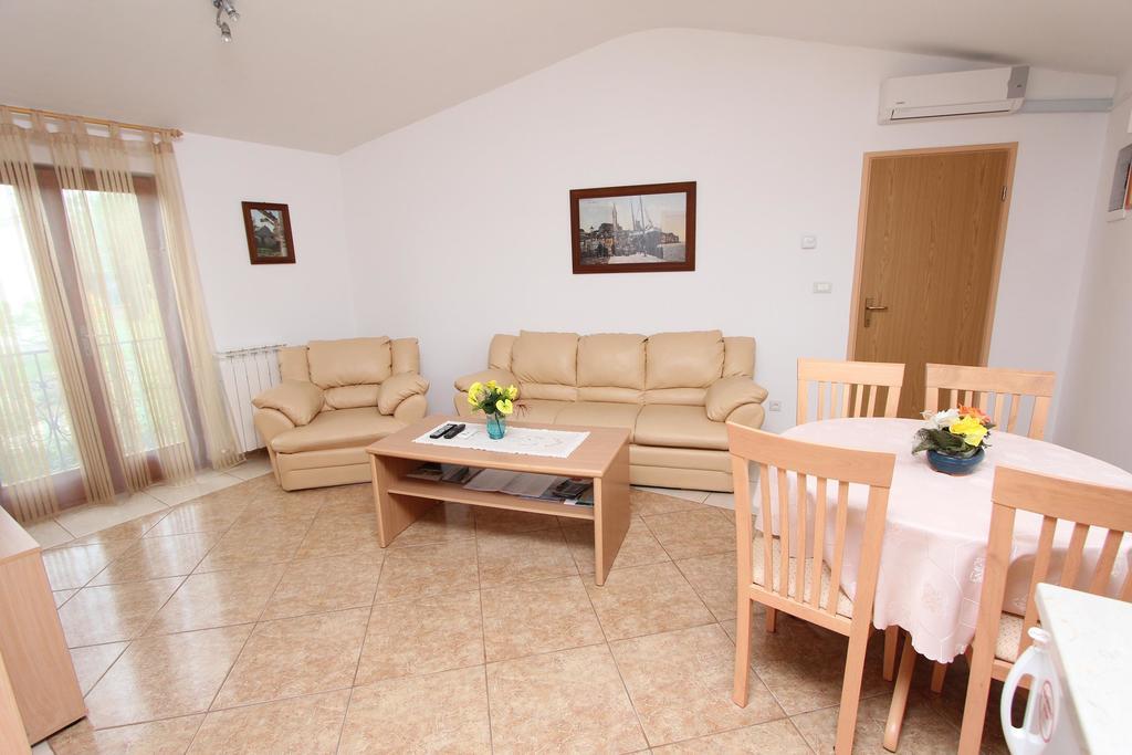 Guest House Liliana Rovigno Camera foto
