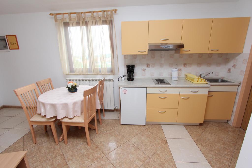 Guest House Liliana Rovigno Camera foto