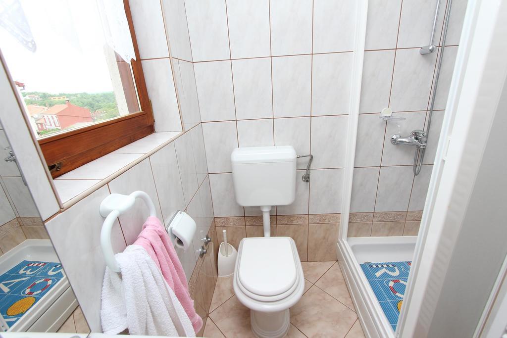 Guest House Liliana Rovigno Esterno foto